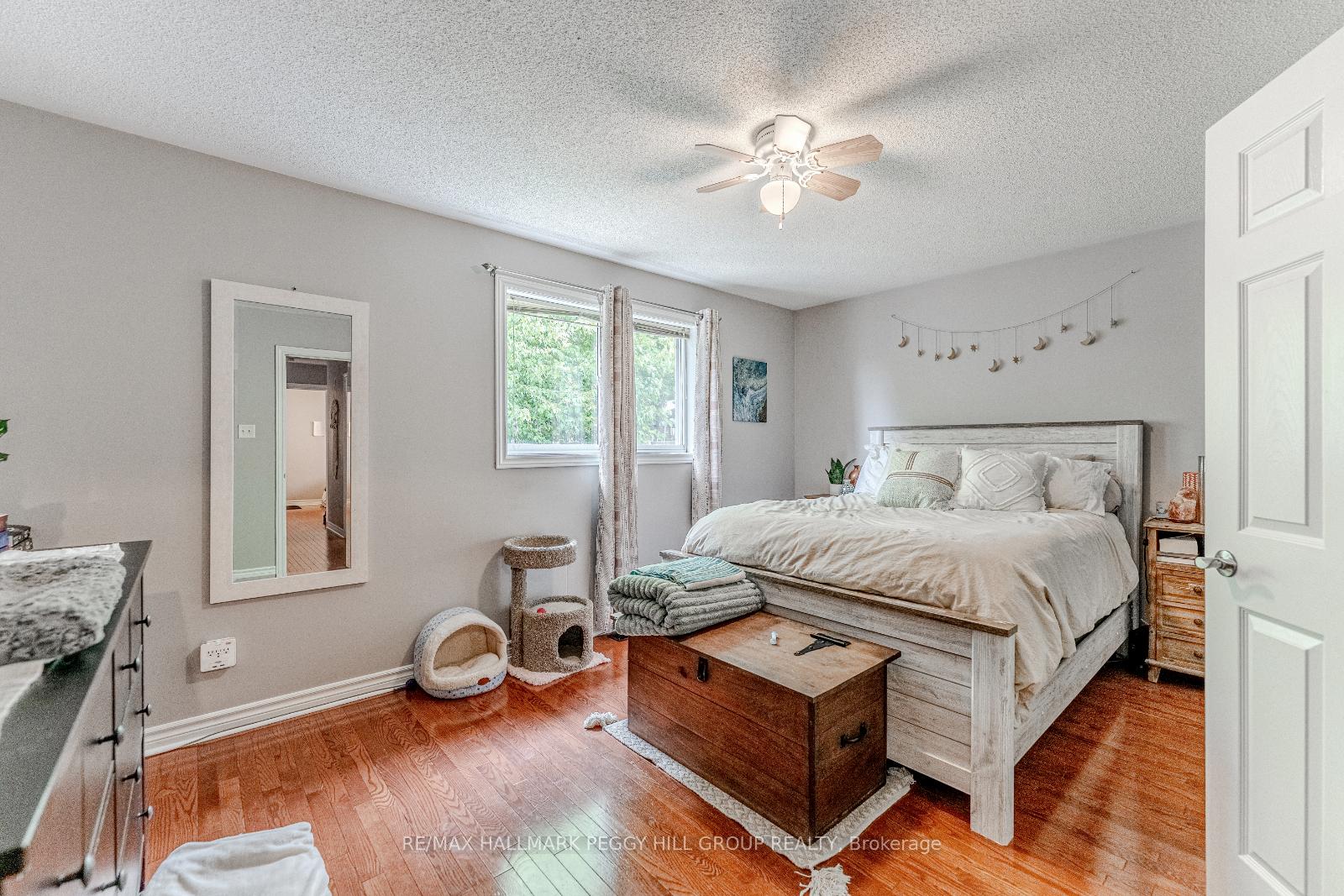 Photo 7 of 76 Holly Meadow Road, Barrie, Holly — HOMEH