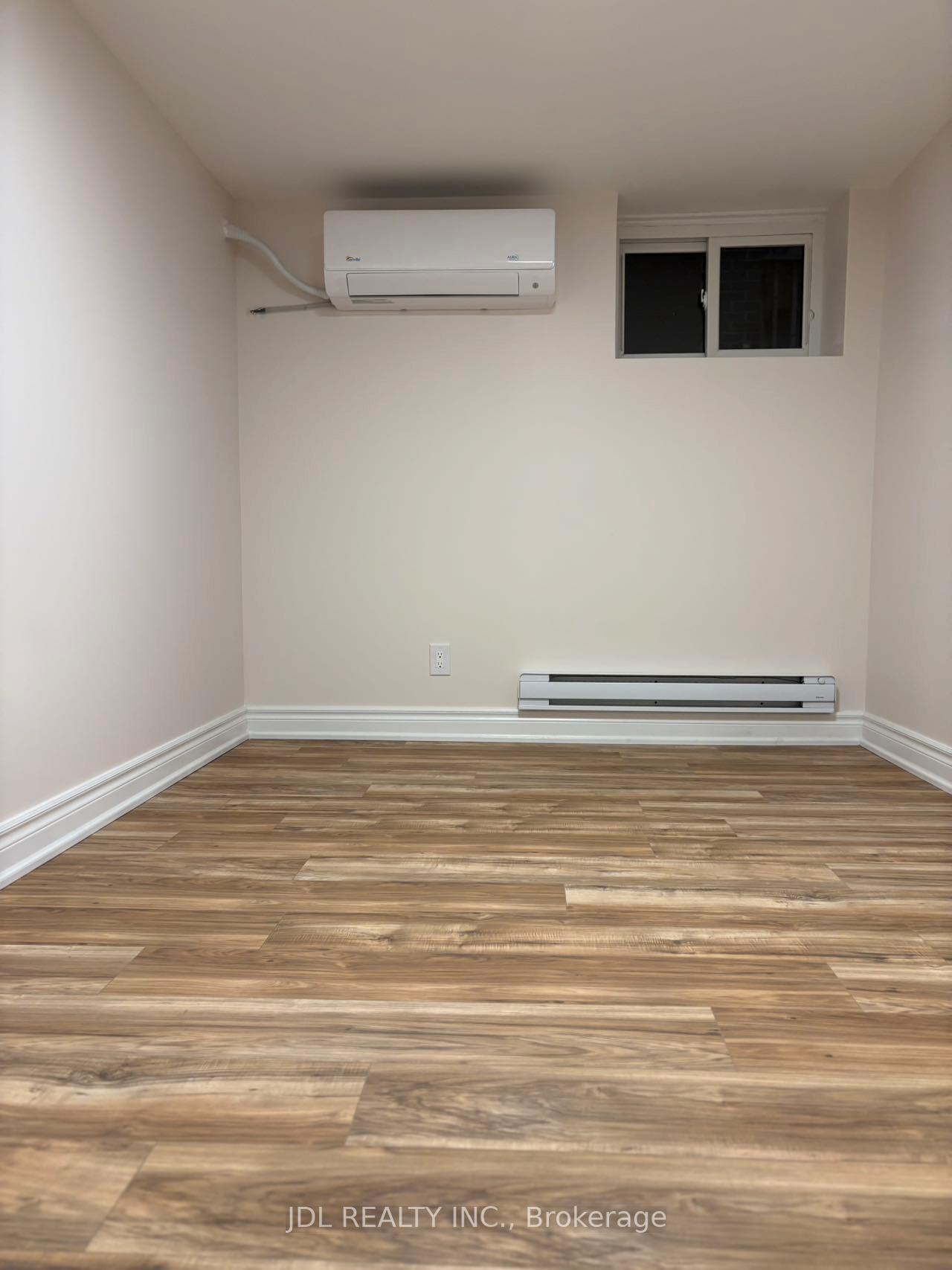 Photo 6 of Unit B, 5 Harris Avenue, Toronto, Woodbine Corridor — HOMEH