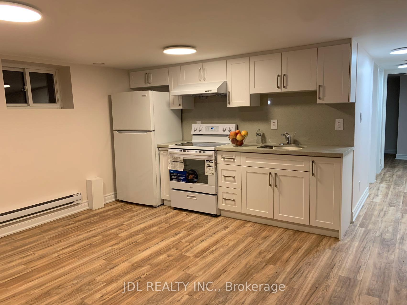 Photo 10 of Unit B, 5 Harris Avenue, Toronto, Woodbine Corridor — HOMEH