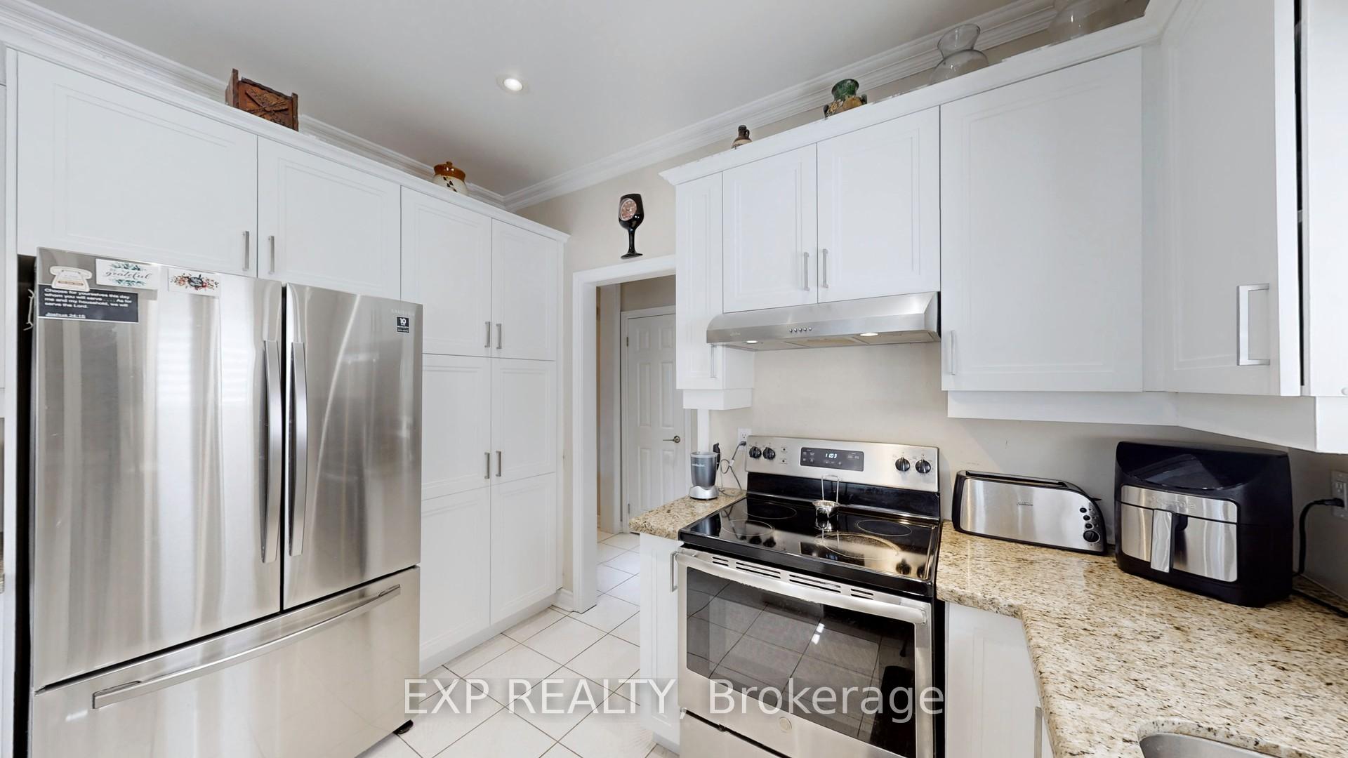 Photo 7 of 214 Drinkwater Road, Brampton, Fletcher's West — HOMEH