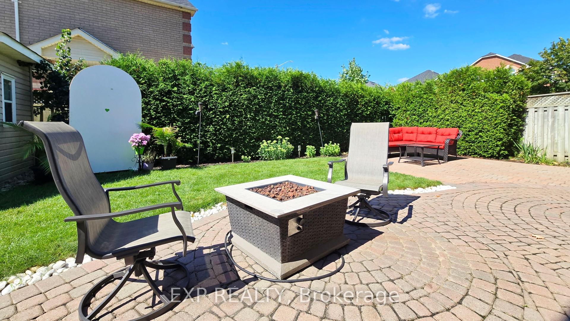 Photo 30 of 214 Drinkwater Road, Brampton, Fletcher's West — HOMEH