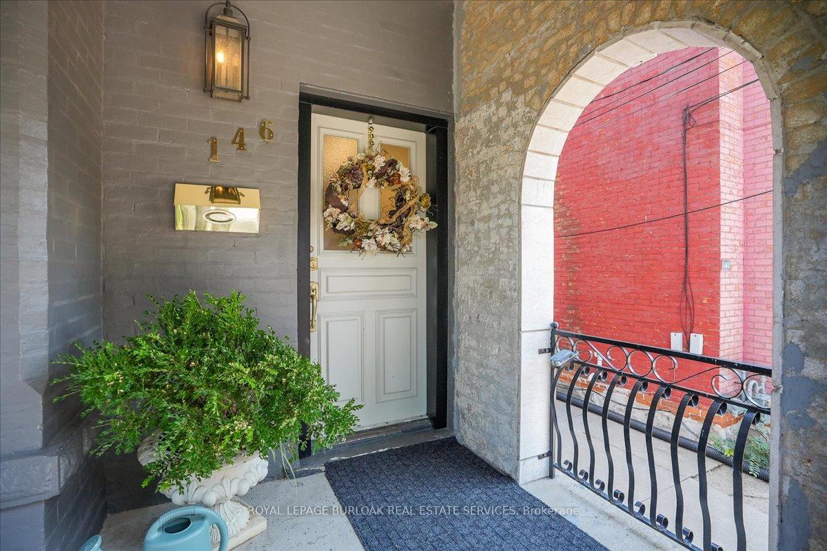 Photo 2 of 146 Catharine Street N, Hamilton, Beasley — HOMEH