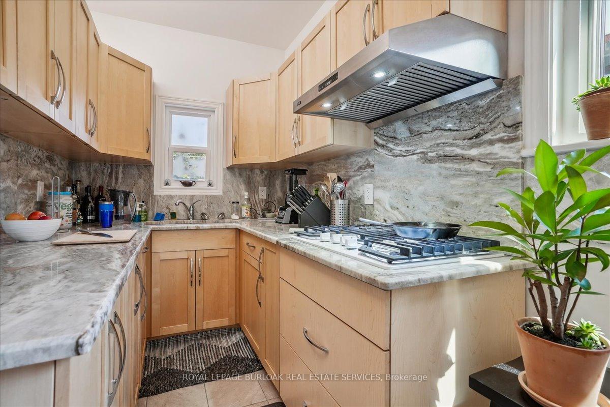 Photo 6 of 146 Catharine Street N, Hamilton, Beasley — HOMEH