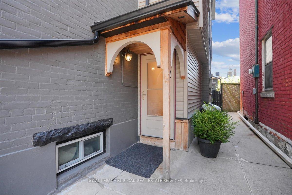Photo 22 of 146 Catharine Street N, Hamilton, Beasley — HOMEH