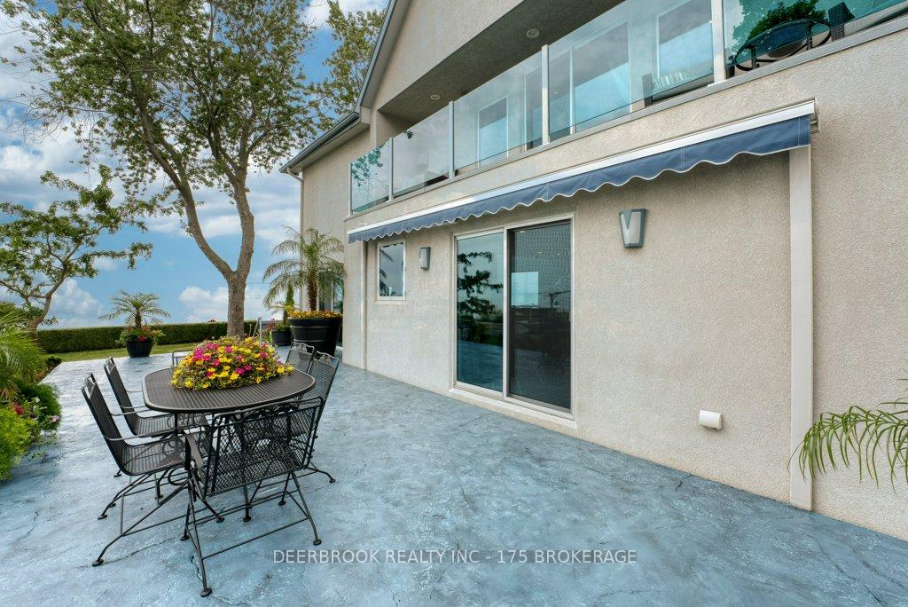 Photo 35 of 721 Valentino Drive, Lakeshore — HOMEH