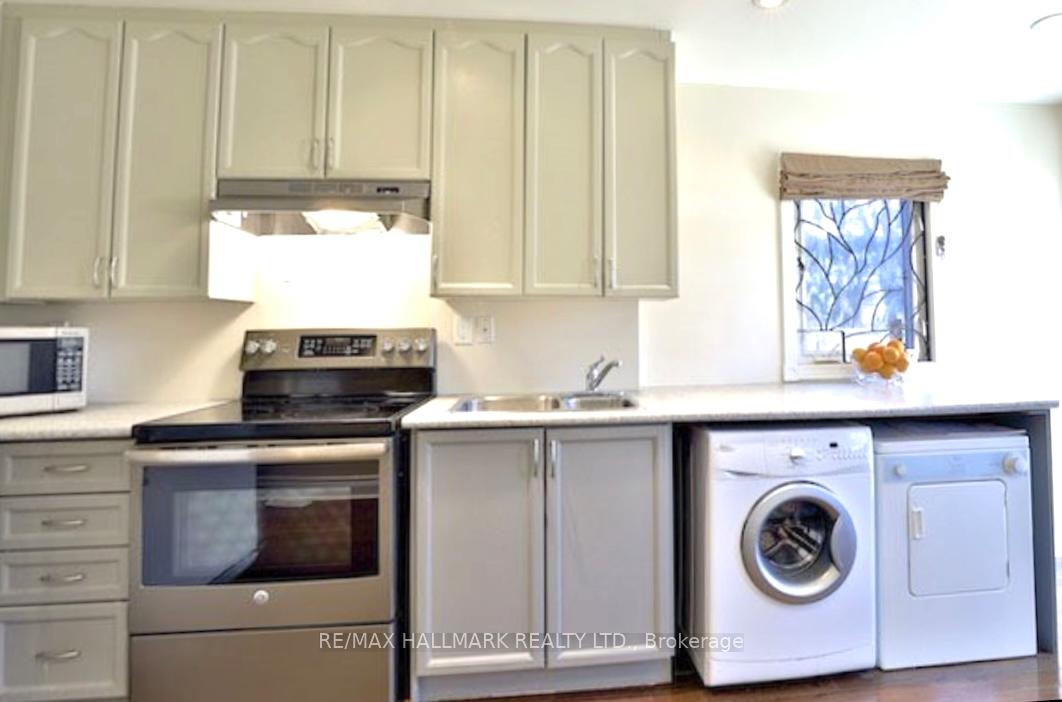 Photo 4 of 244 Ashdale Avenue, Toronto, Greenwood-Coxwell — HOMEH