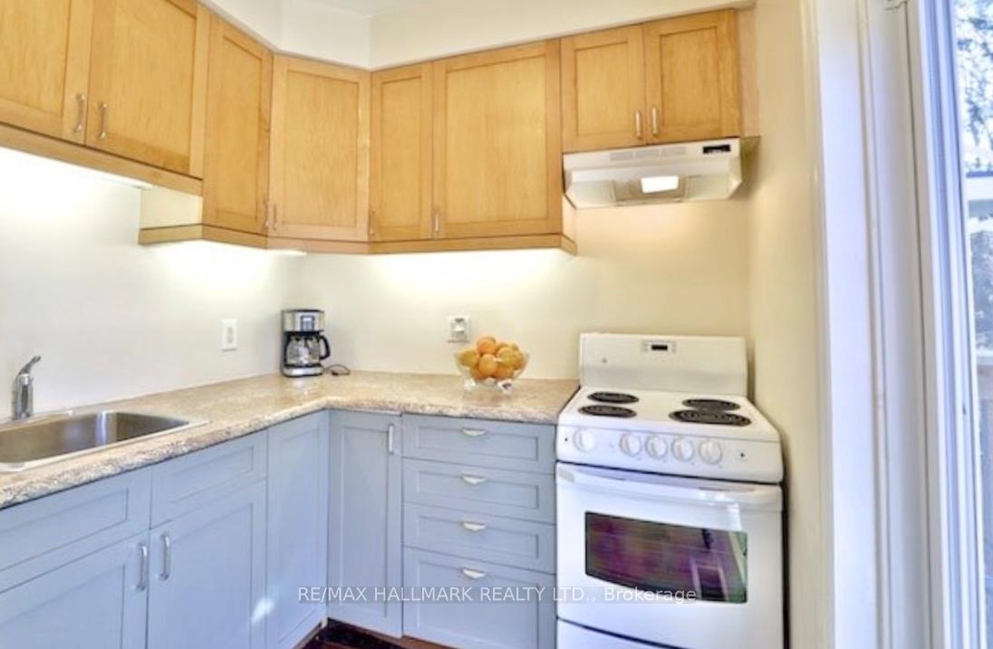 Photo 7 of 244 Ashdale Avenue, Toronto, Greenwood-Coxwell — HOMEH
