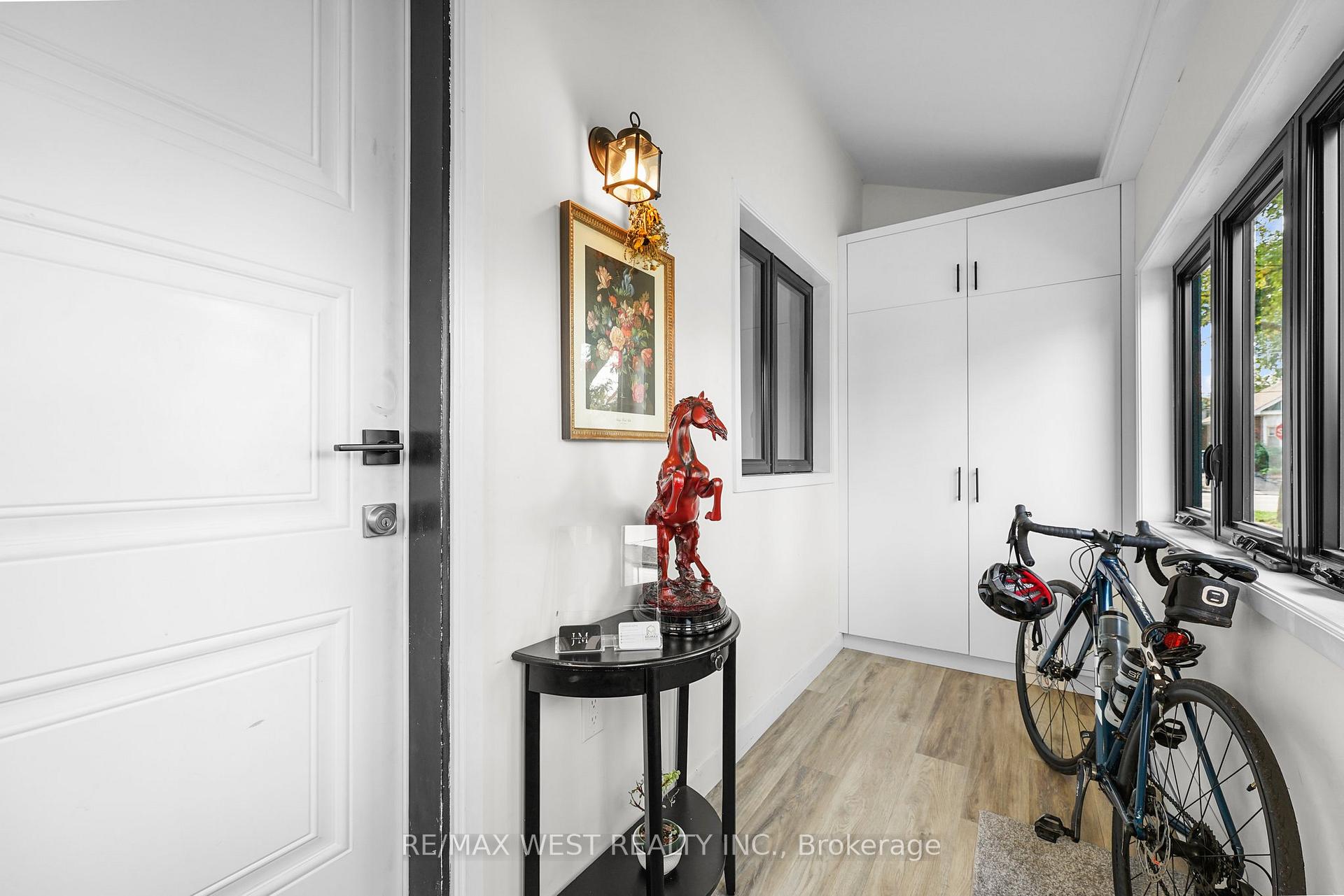 Photo 57 of 110 Avondale Street, Hamilton, Crown Point — HOMEH