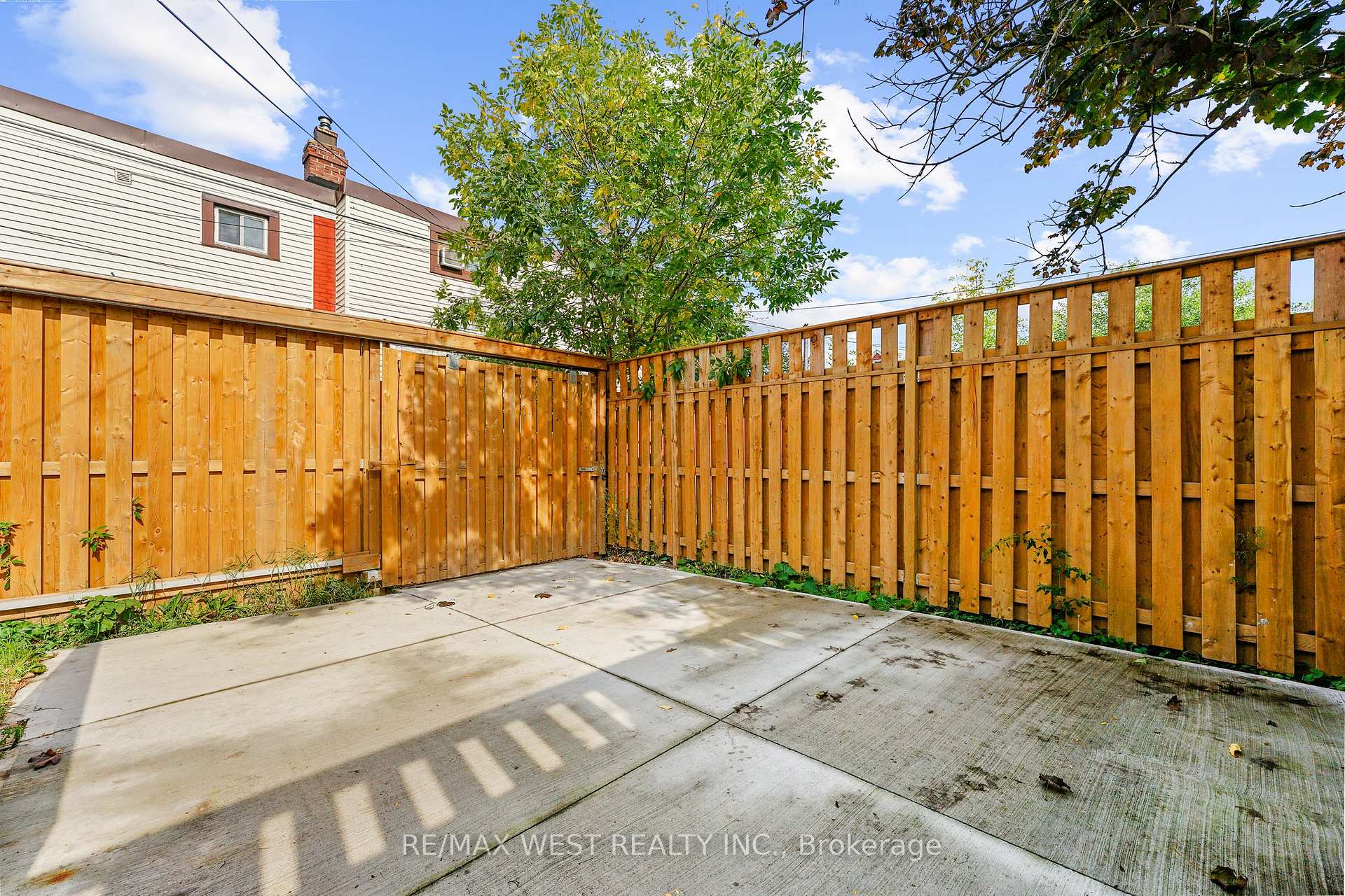Photo 80 of 110 Avondale Street, Hamilton, Crown Point — HOMEH