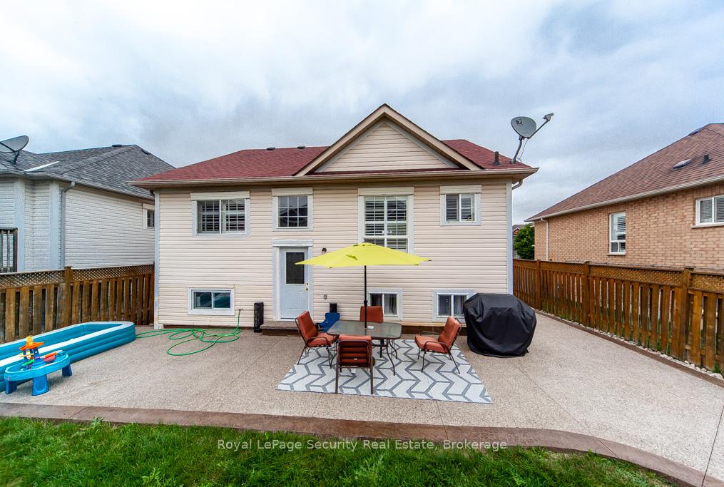 Photo 25 of 190 Van Scott Drive, Brampton, Northwest Sandalwood Parkway — HOMEH