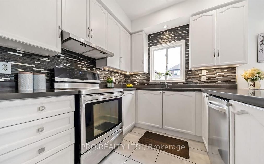 Photo 27 of Unit Upper, 11 Tom Edwards Drive, Whitby, Rolling Acres — HOMEH