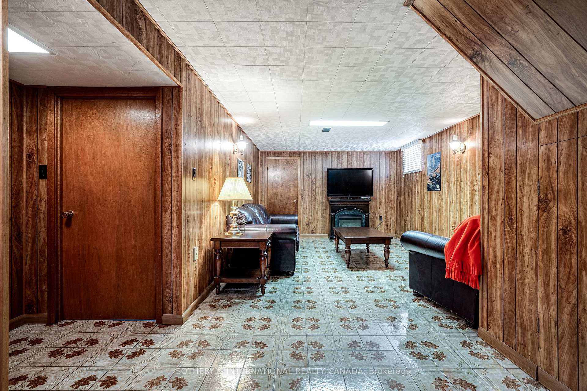 Photo 51 of 403 Jackson Street W, Hamilton, Kirkendall — HOMEH