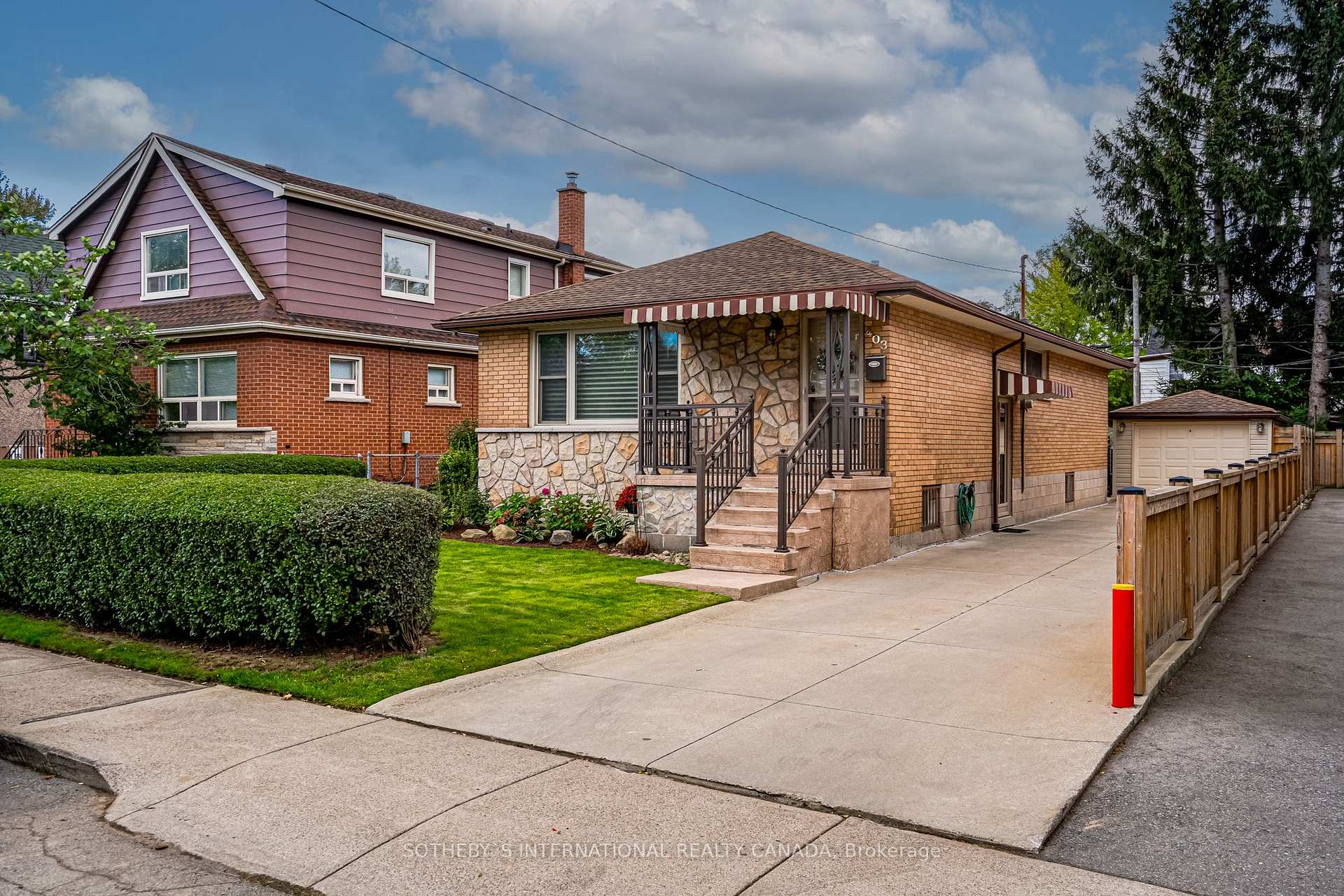 Photo 3 of 403 Jackson Street W, Hamilton, Kirkendall — HOMEH