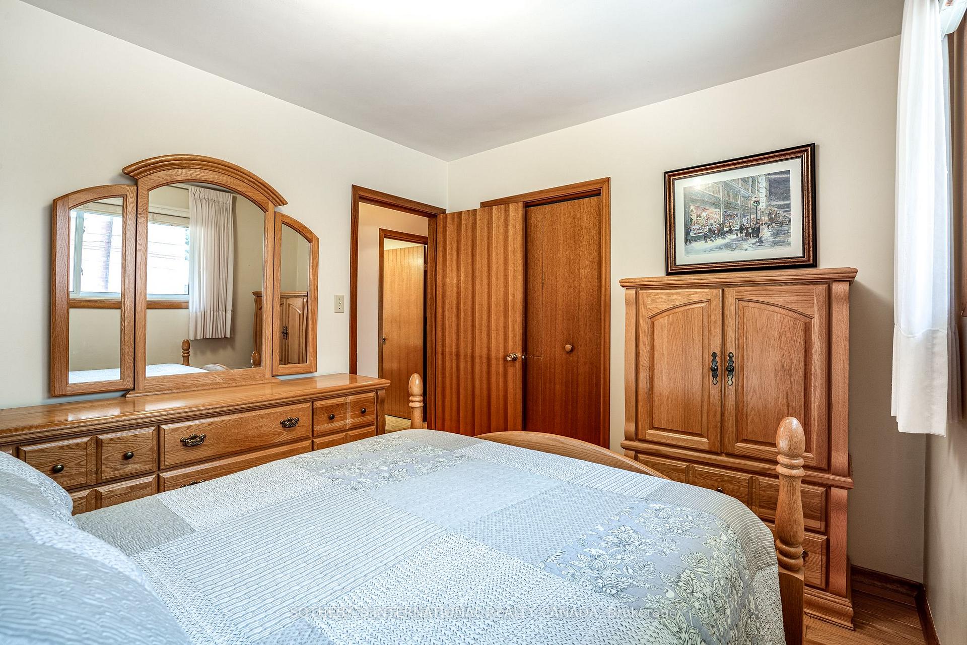 Photo 20 of 403 Jackson Street W, Hamilton, Kirkendall — HOMEH