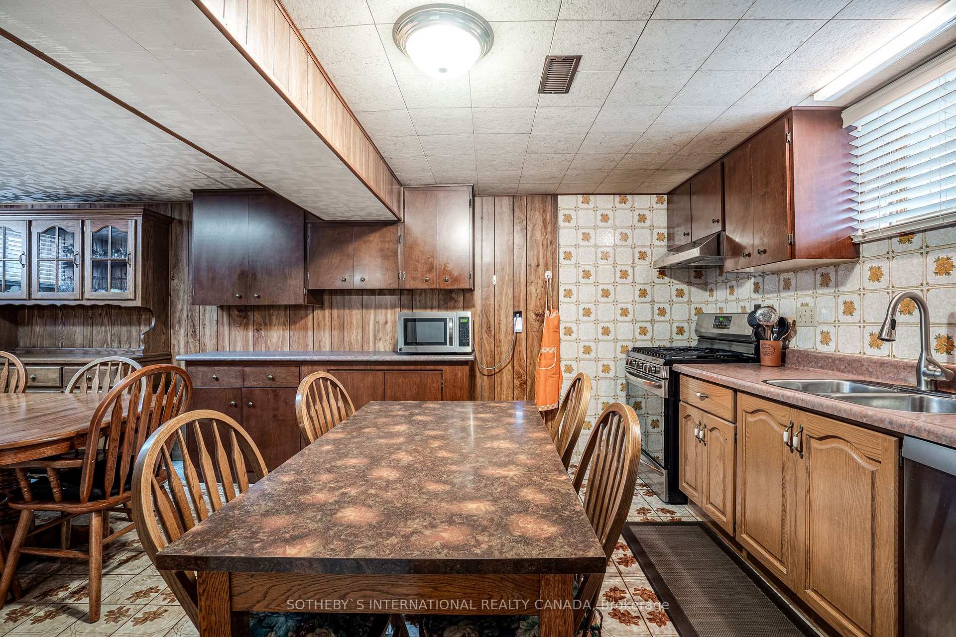 Photo 68 of 403 Jackson Street W, Hamilton, Kirkendall — HOMEH