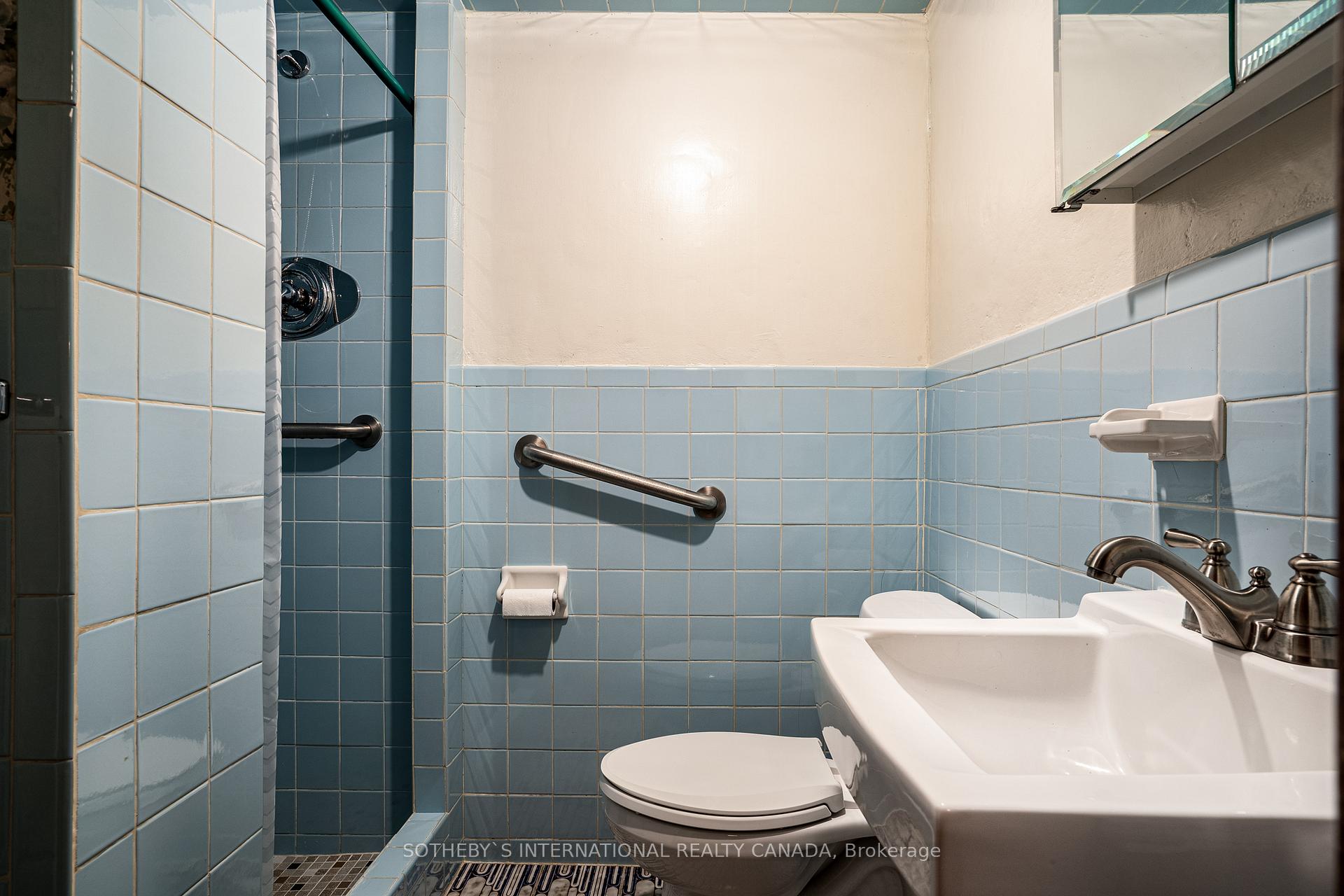 Photo 76 of 403 Jackson Street W, Hamilton, Kirkendall — HOMEH