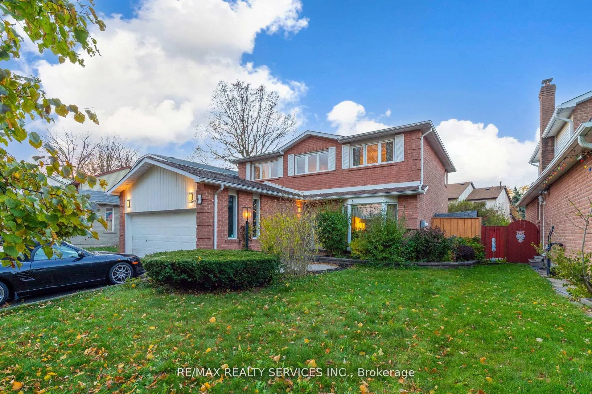 Photo 20 of 18 Mitchell Avenue, Brampton, Heart Lake West — HOMEH