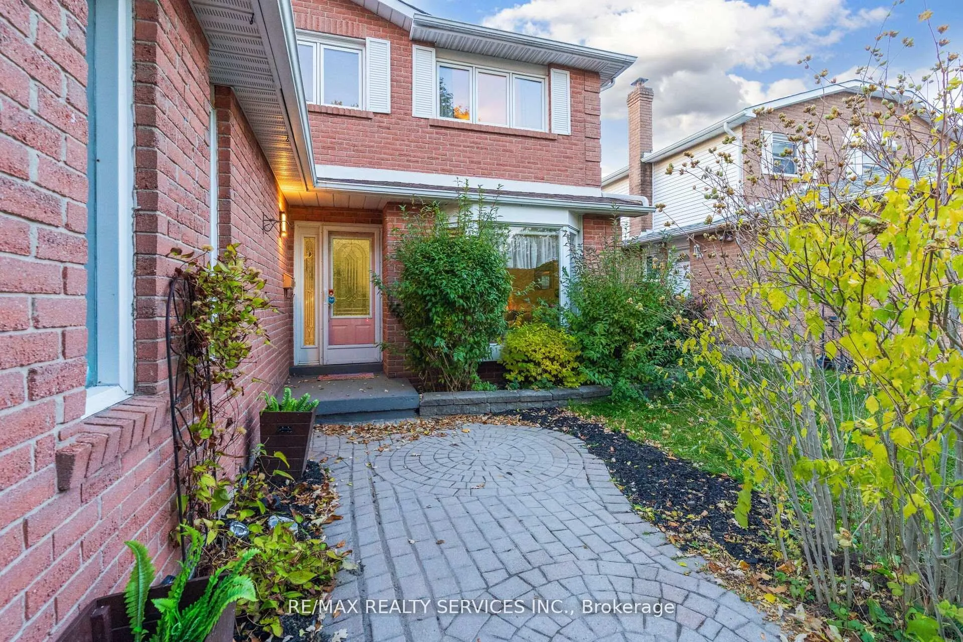 Photo 25 of 18 Mitchell Avenue, Brampton, Heart Lake West — HOMEH