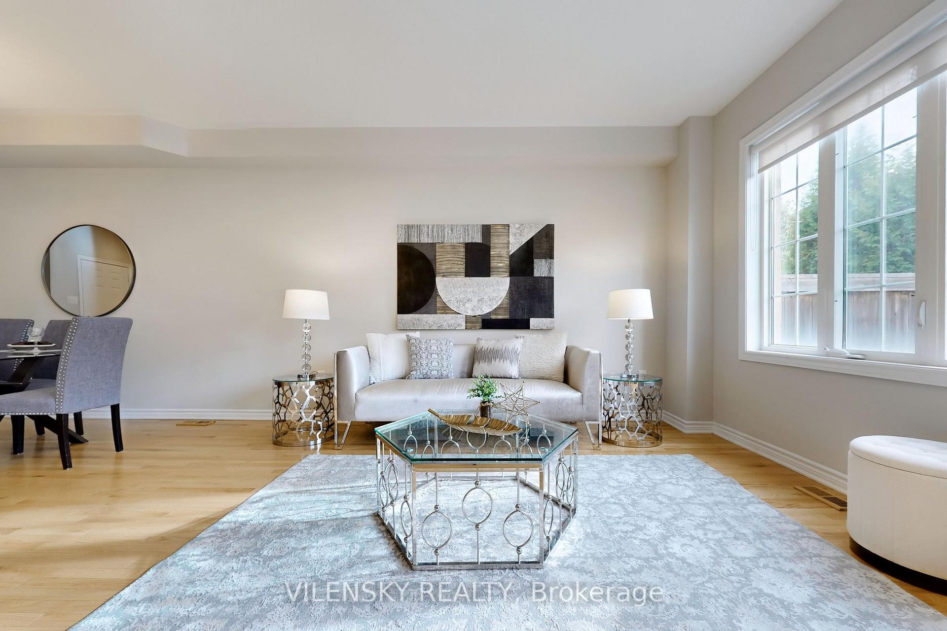 Photo 3 of Unit 5, 8777 Dufferin Street, Vaughan, Patterson — HOMEH