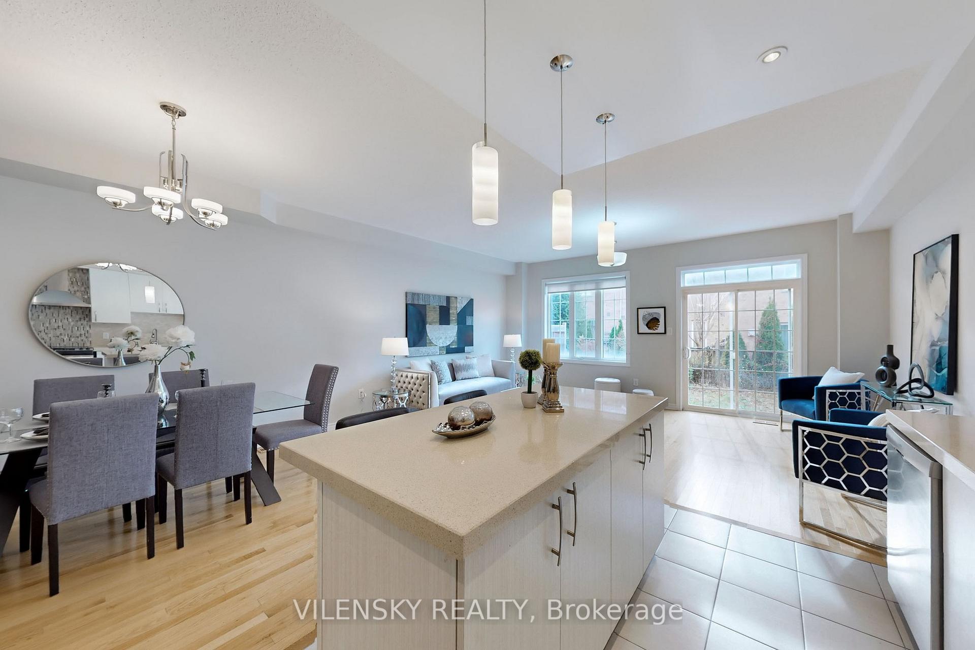 Photo 12 of Unit 5, 8777 Dufferin Street, Vaughan, Patterson — HOMEH