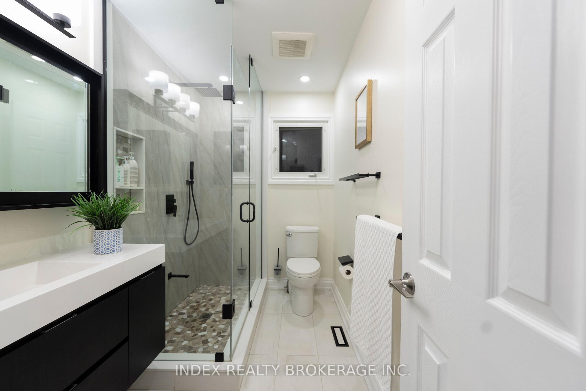 Photo 21 of 52 Jameson Crescent, Brampton, Northgate — HOMEH