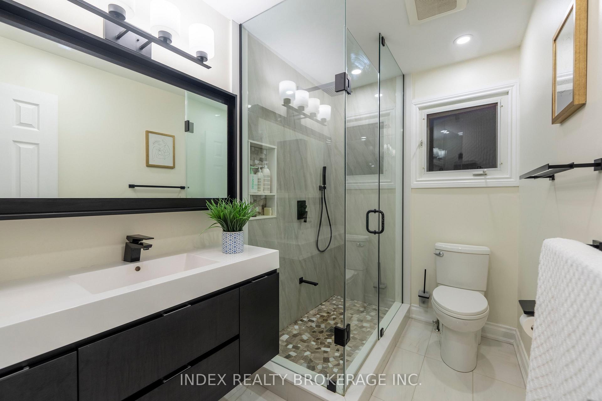 Photo 22 of 52 Jameson Crescent, Brampton, Northgate — HOMEH