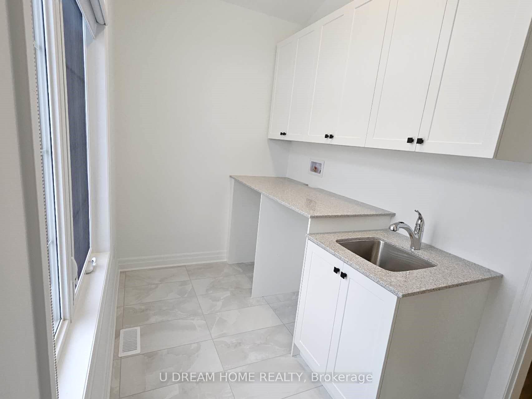 Photo 43 of 6 Berczy Manor Crescent, Markham, Rural Markham — HOMEH