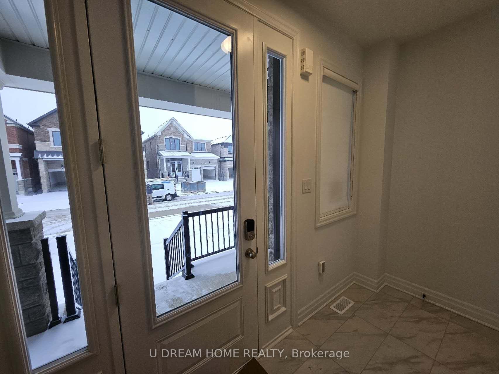 Photo 45 of 6 Berczy Manor Crescent, Markham, Rural Markham — HOMEH
