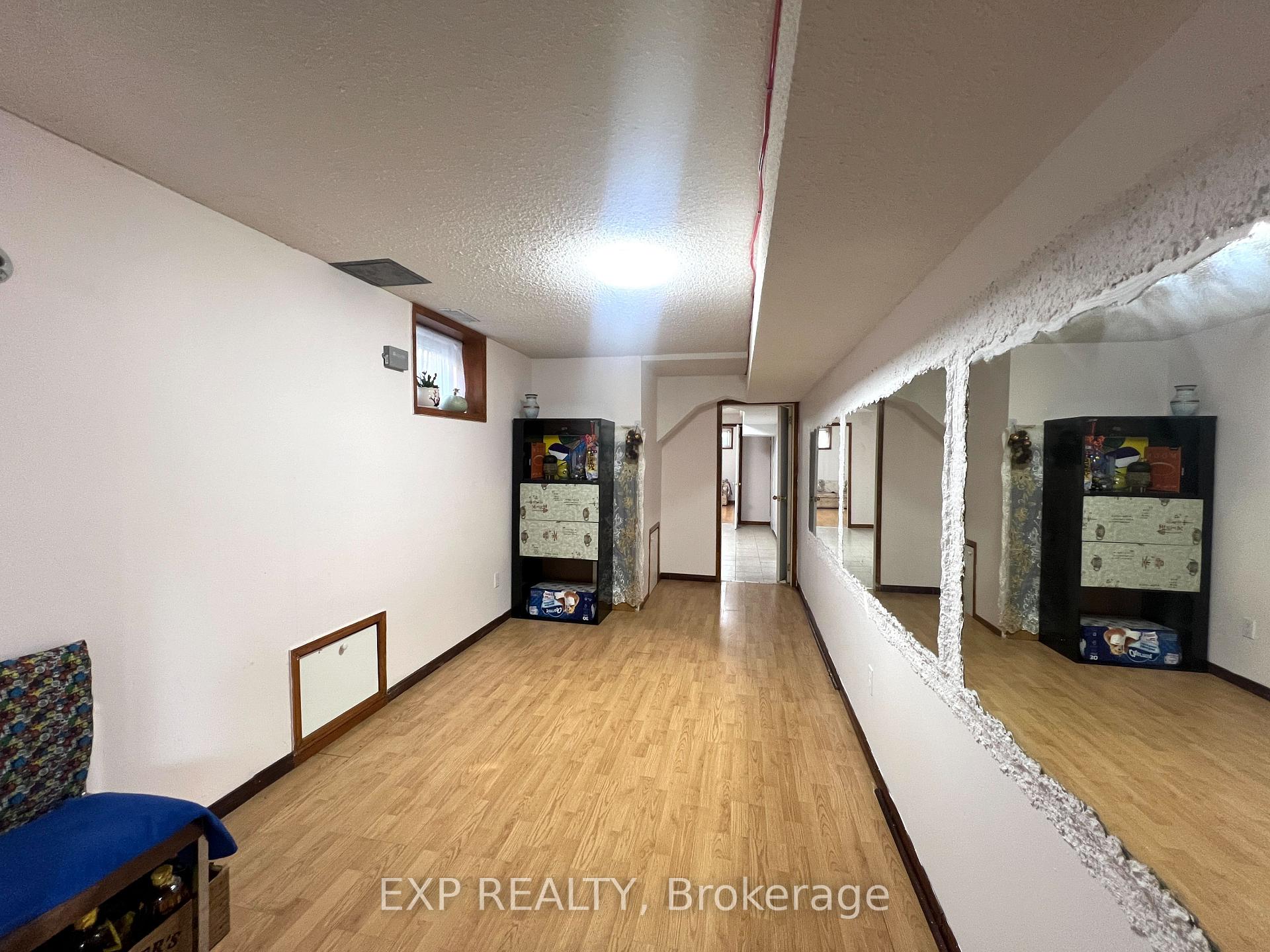 Photo 3 of Unit Lower, 3 Hildenboro Square, Scarborough, L'Amoreaux — HOMEH