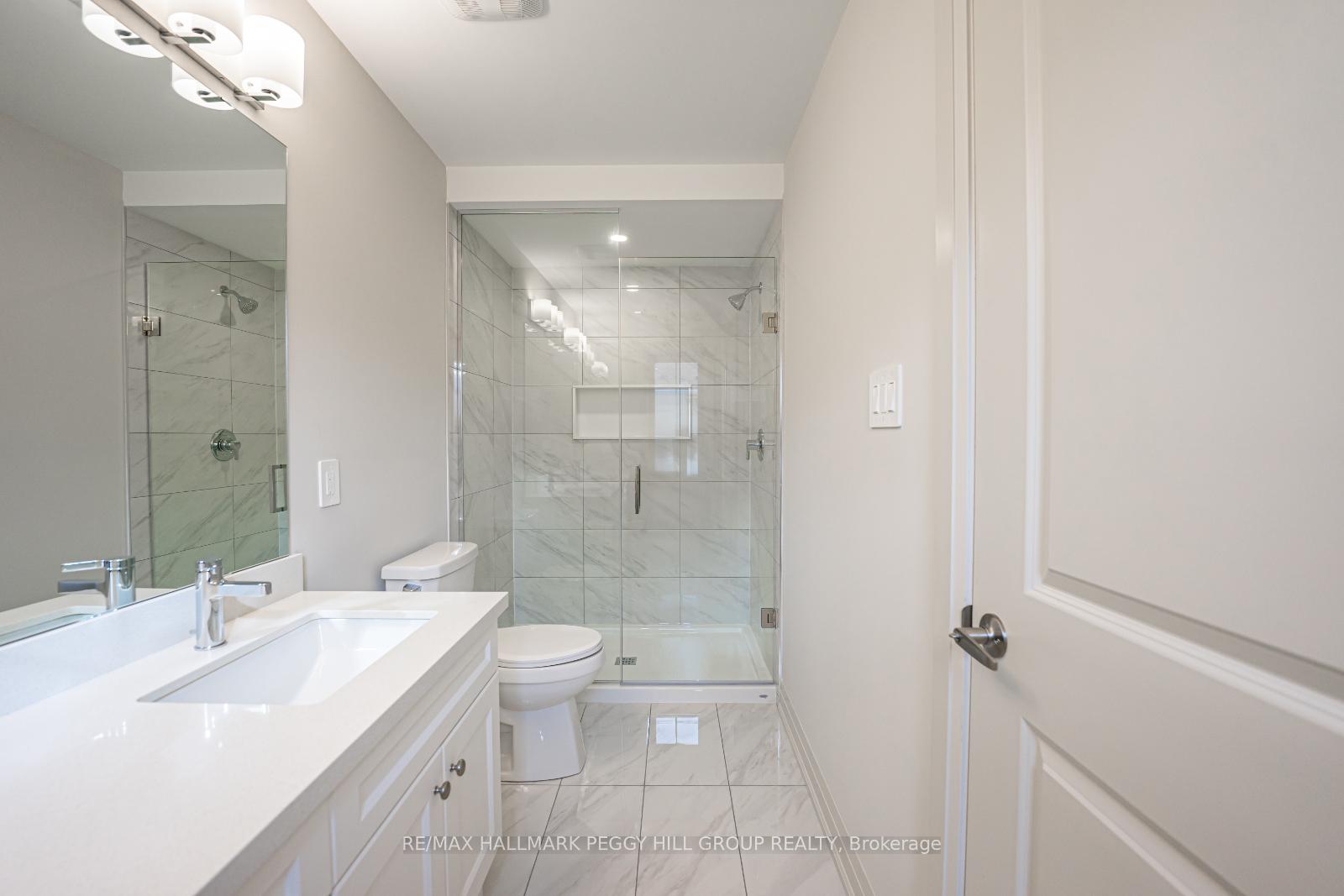 Photo 20 of 11 Amsterdam Drive, Barrie, Rural Barrie Southeast — HOMEH