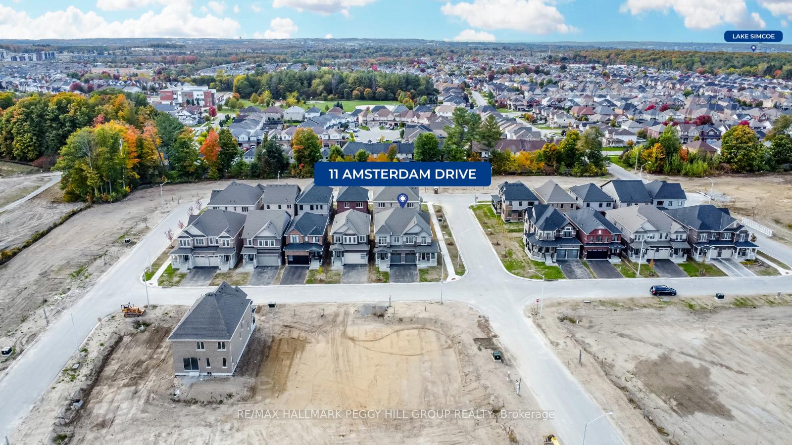 Photo 3 of 11 Amsterdam Drive, Barrie, Rural Barrie Southeast — HOMEH