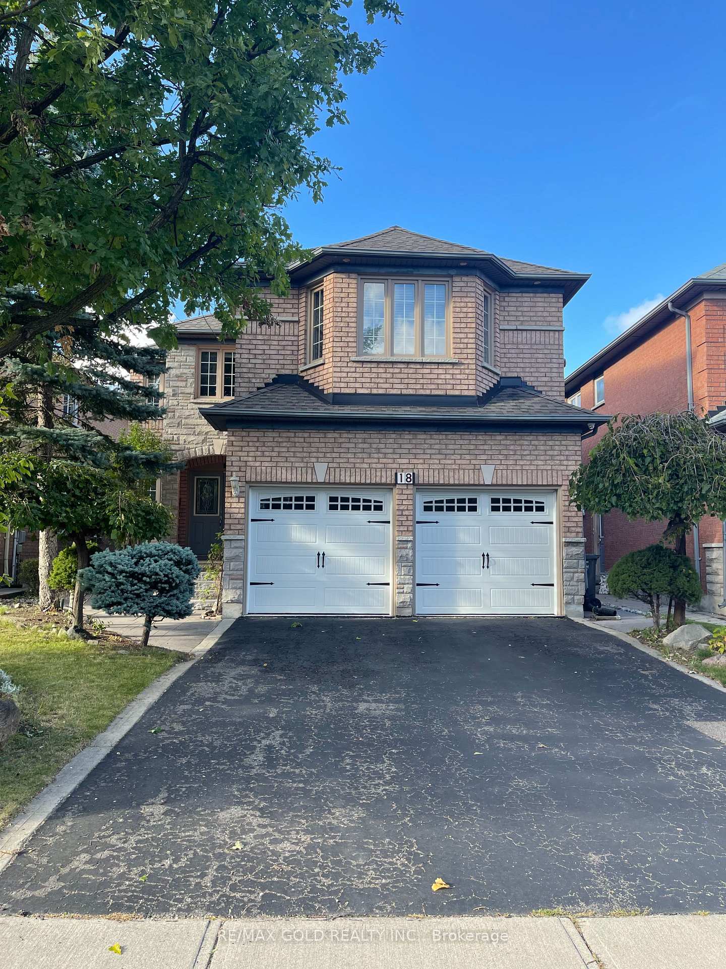 Photo 2 of 18 mount mckinley BSMT Lane, Brampton, Sandringham-Wellington — HOMEH