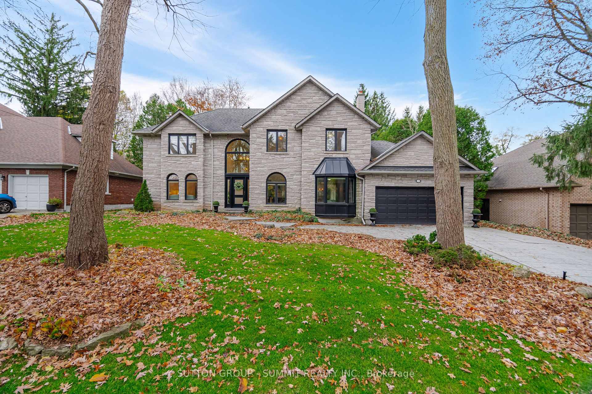 Front of 168 Lovers Lane