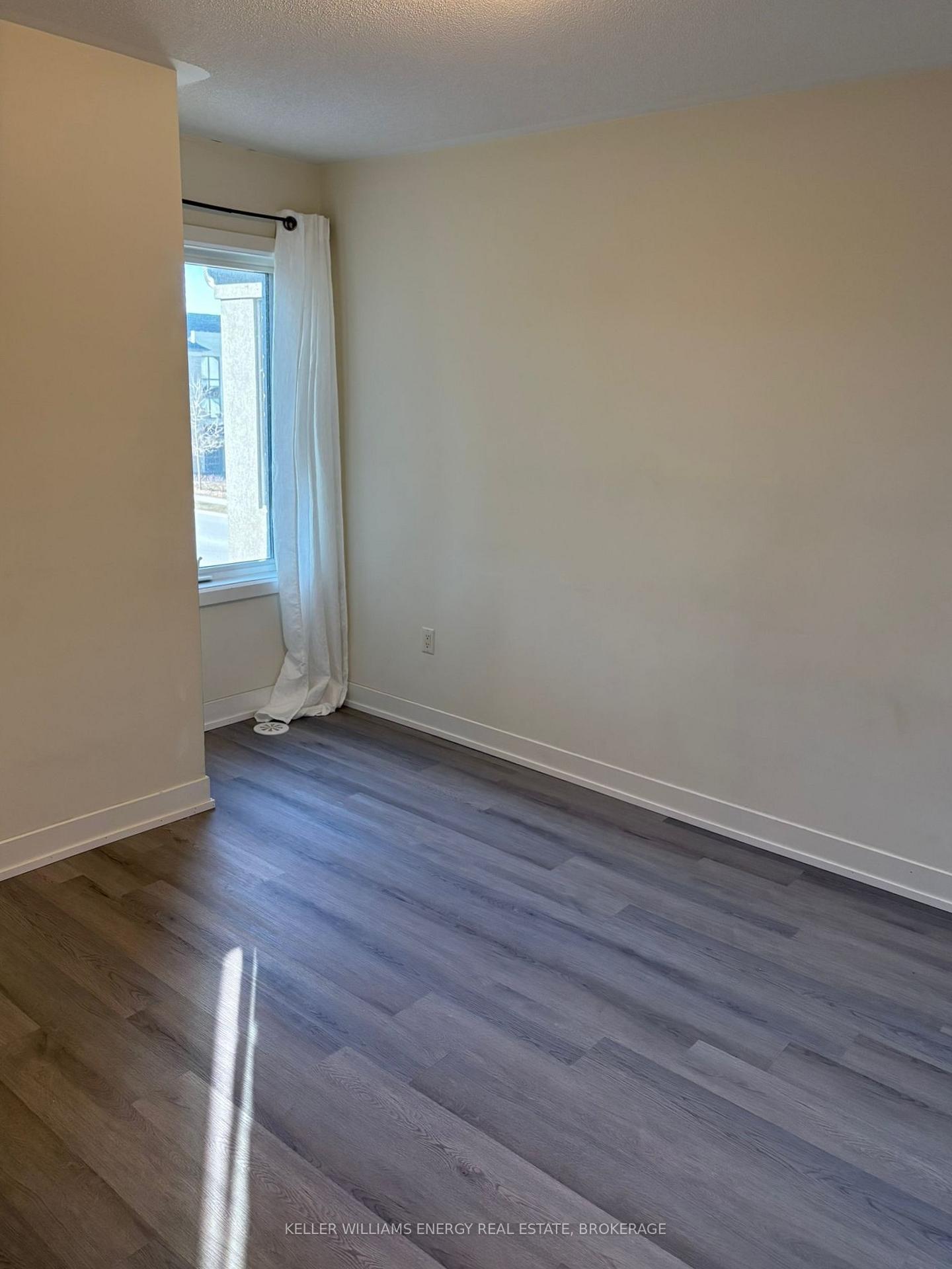 Photo 13 of 7 Donald Fleming Way, Whitby, Pringle Creek — HOMEH