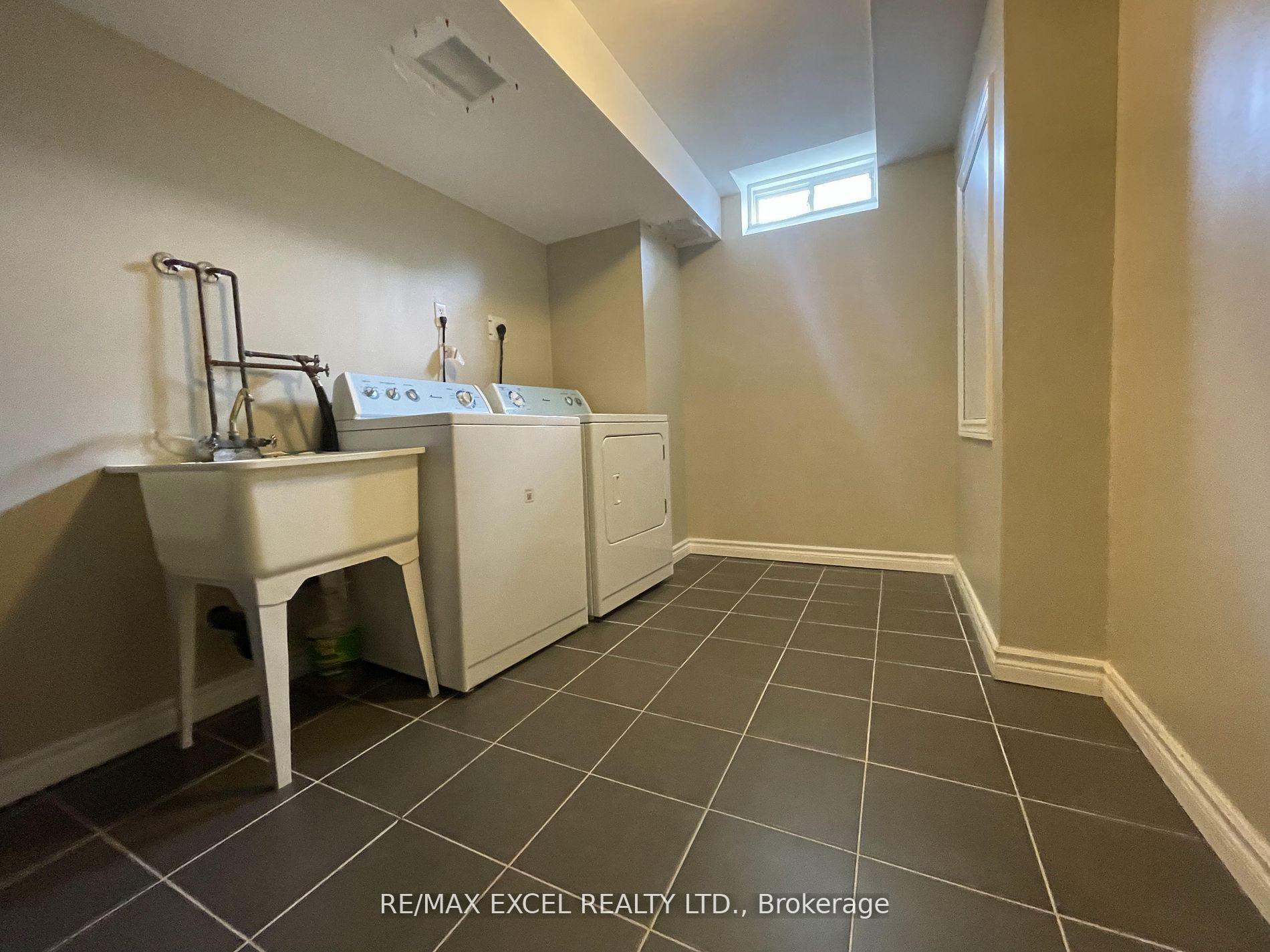 Photo 14 of 353 Bur Oak Avenue, Markham, Berczy — HOMEH