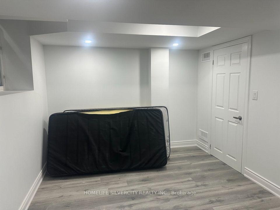 Photo 13 of Unit Bsmnt, 82 Saint Dennis Road, Brampton, Sandringham-Wellington North — HOMEH