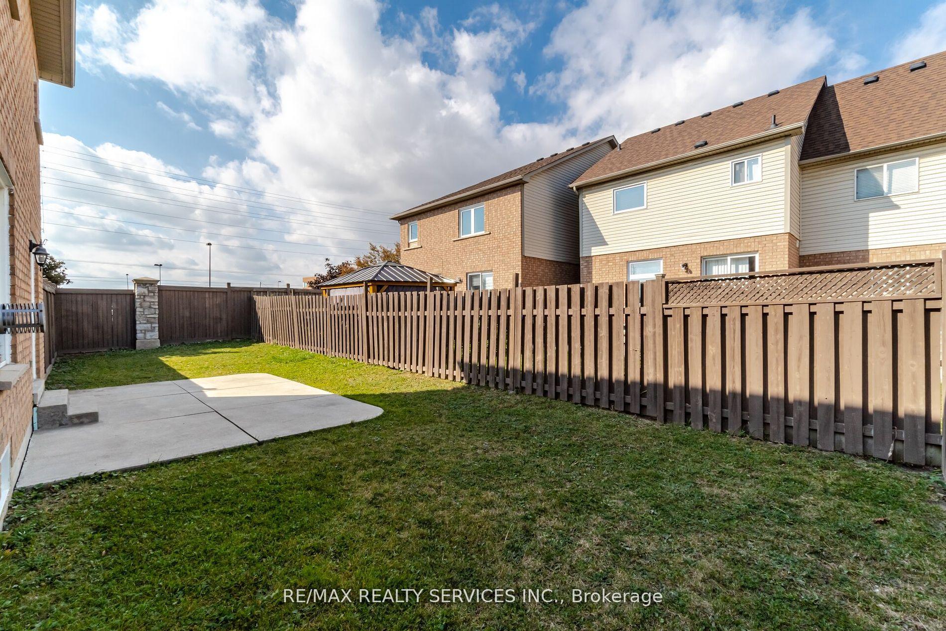 Photo 43 of 2 Grape Trail, Brampton, Fletcher's Meadow — HOMEH