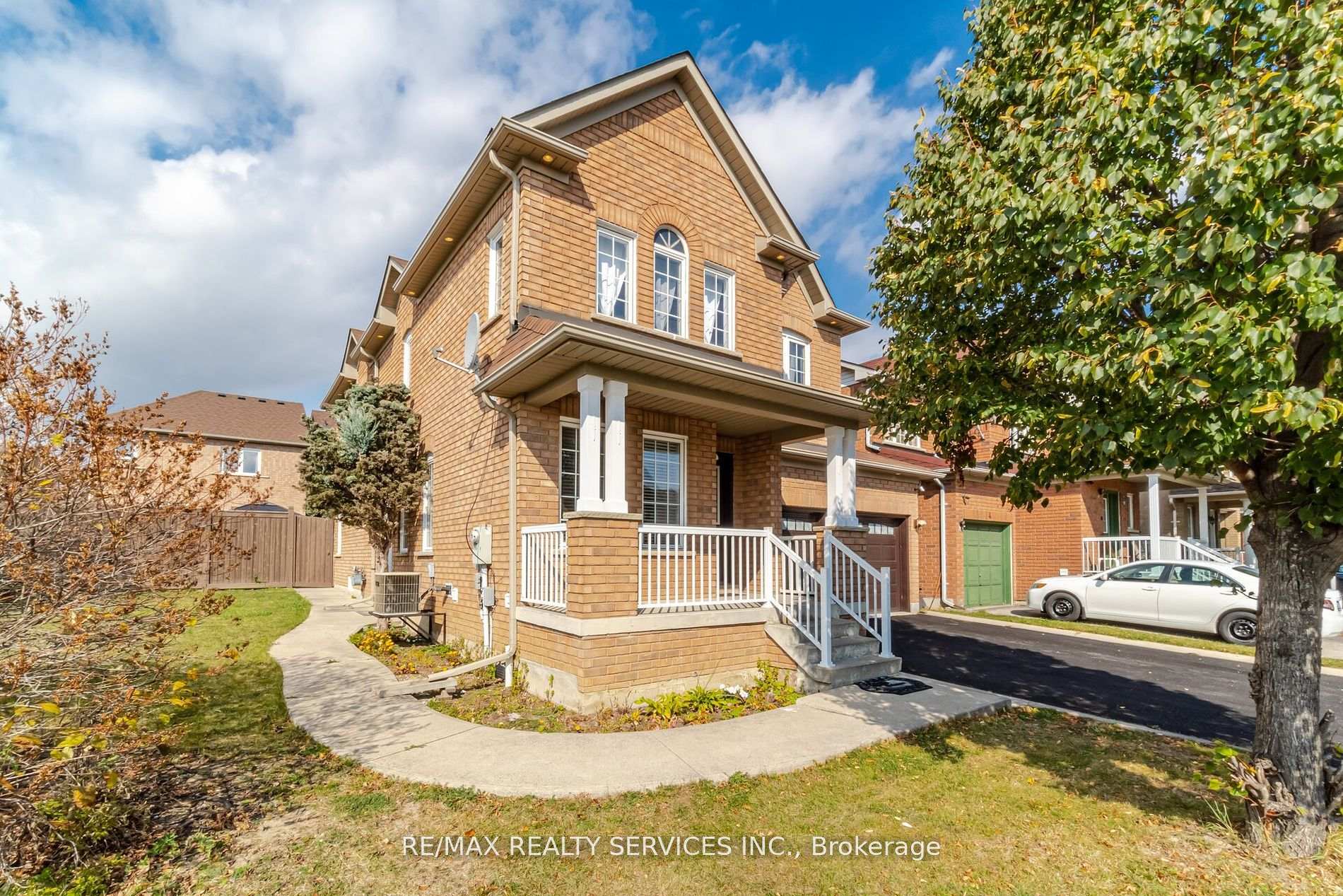 Photo 22 of 2 Grape Trail, Brampton, Fletcher's Meadow — HOMEH