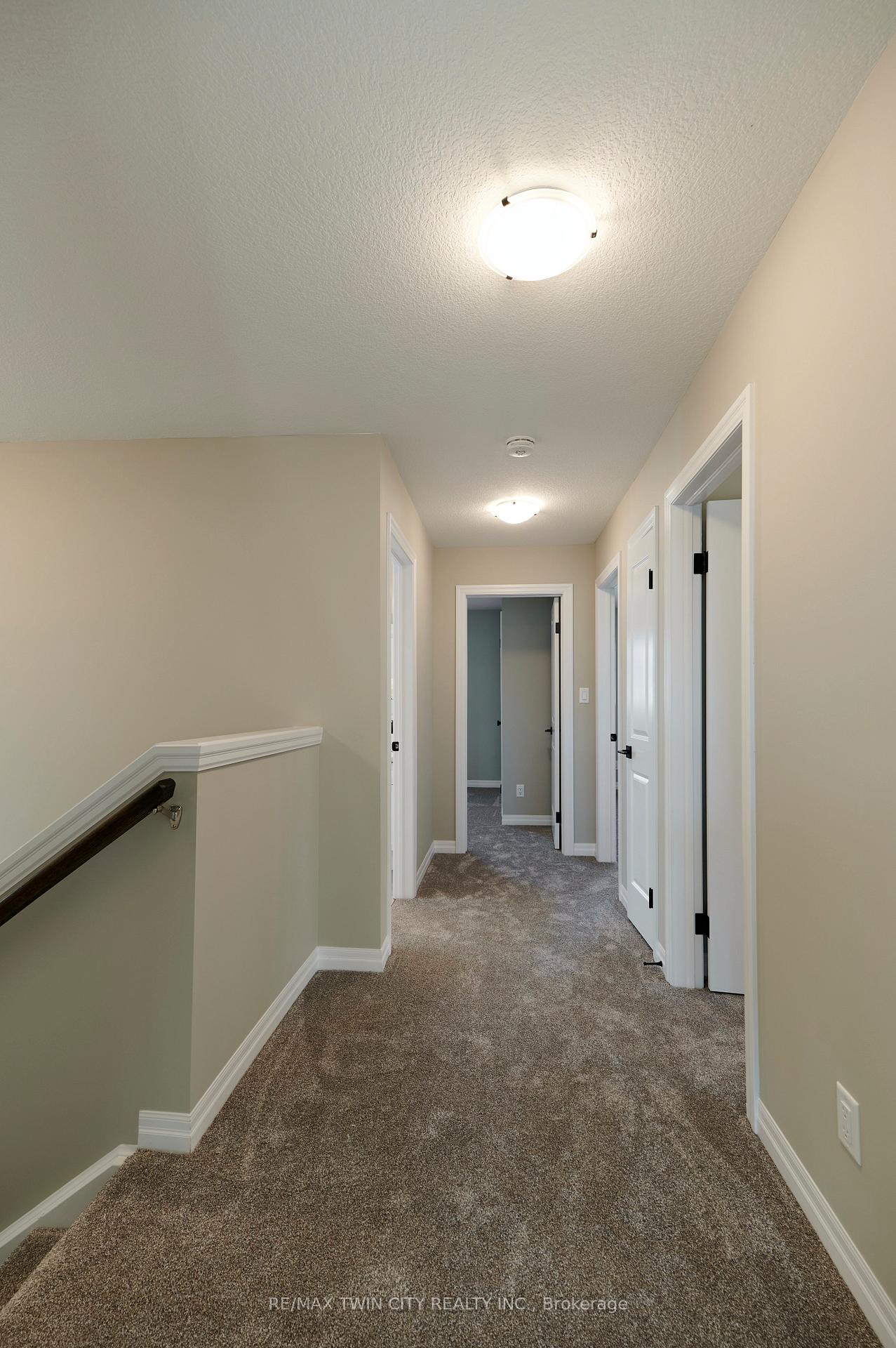 Photo 15 of 360 Chokecherry Crescent, Waterloo — HOMEH