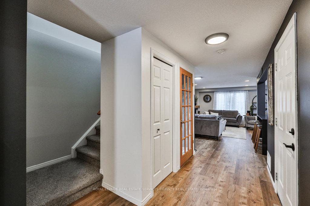 Photo 6 of 19 Tisdale Court, Kitchener — HOMEH