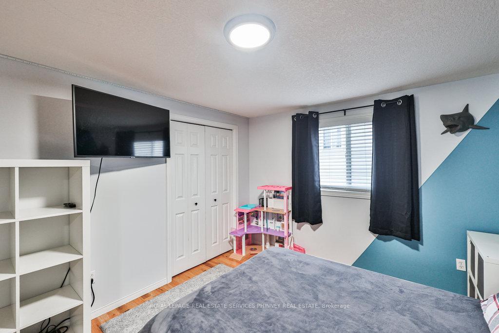 Photo 24 of 19 Tisdale Court, Kitchener — HOMEH