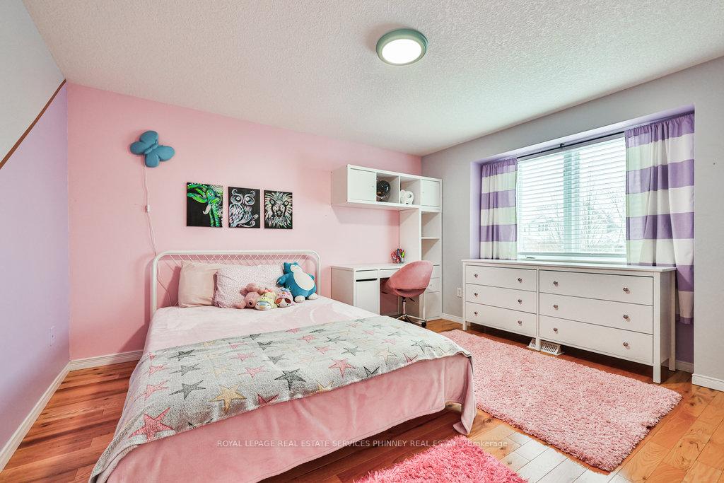 Photo 25 of 19 Tisdale Court, Kitchener — HOMEH
