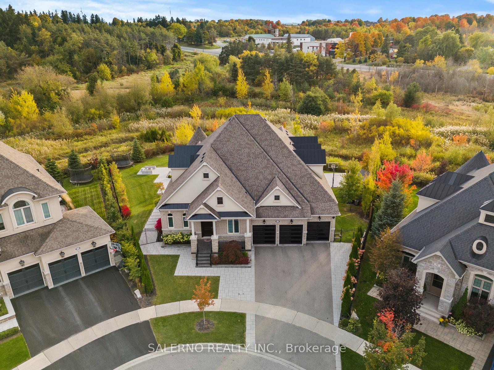 Photo 2 of 36 Chuck Ormsby Crescent, King, King City — HOMEH
