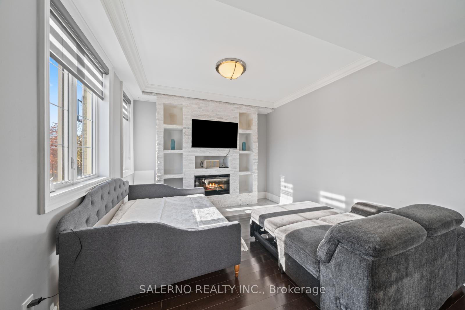 Photo 24 of 36 Chuck Ormsby Crescent, King, King City — HOMEH