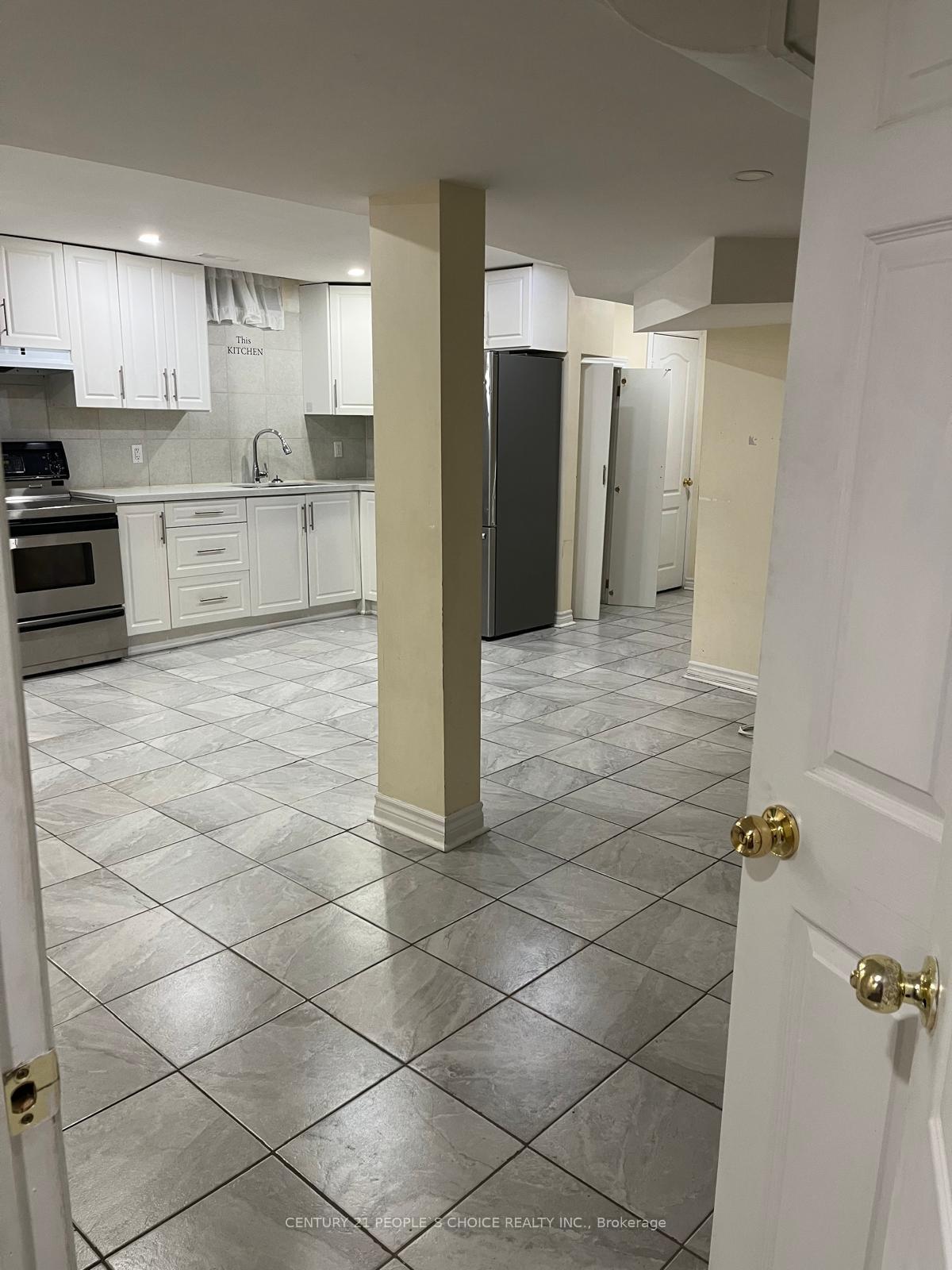 Photo 3 of Unit Bsmt, 13 Bliss Street, Brampton, Bram East — HOMEH