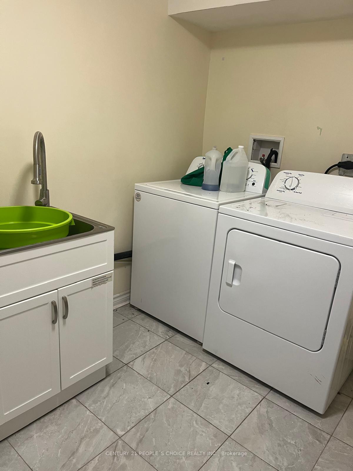Photo 13 of Unit Bsmt, 13 Bliss Street, Brampton, Bram East — HOMEH