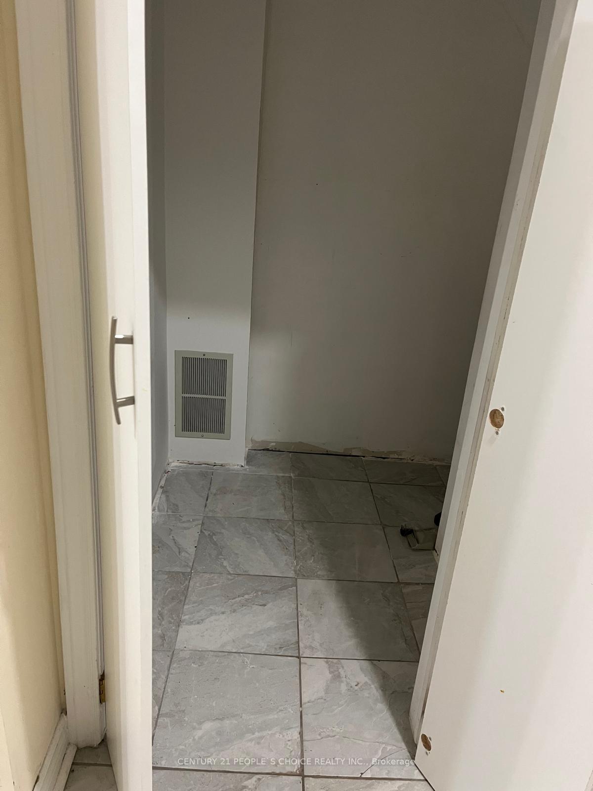 Photo 17 of Unit Bsmt, 13 Bliss Street, Brampton, Bram East — HOMEH