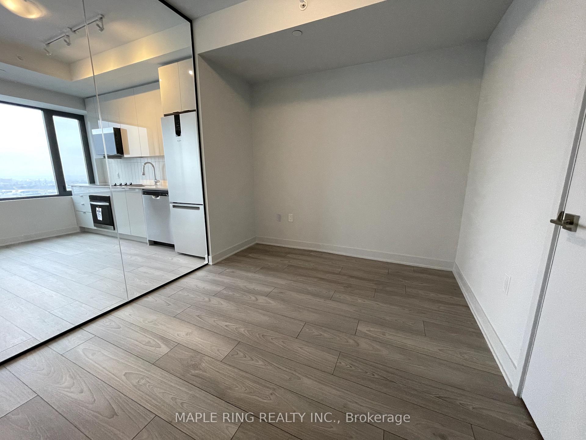 Photo 3 of Unit 2207, 2920 Highway 7 Road, Vaughan, Concord — HOMEH