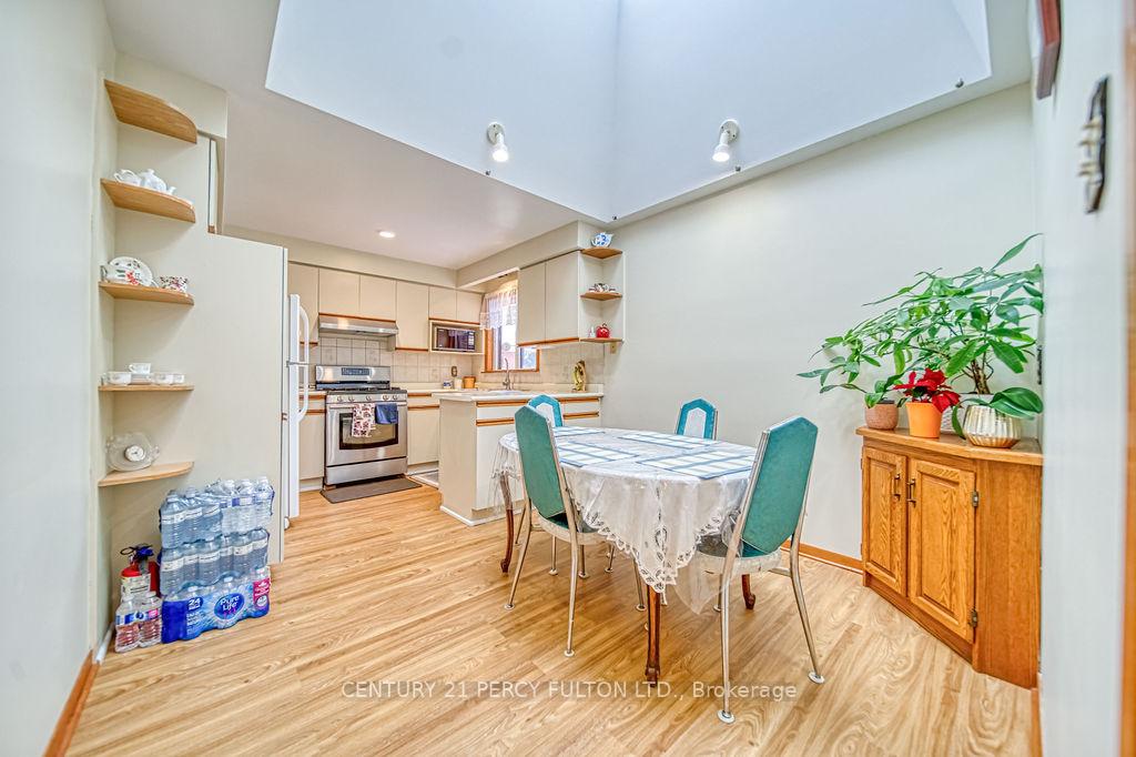 Photo 13 of 86 Iangrove Terrace, Scarborough, L'Amoreaux — HOMEH
