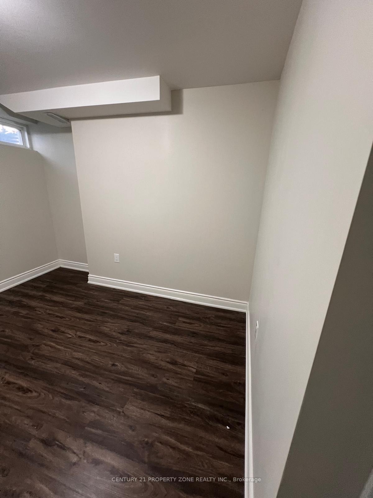 Photo 8 of 42 Fordham Road, Brampton, Brampton West — HOMEH